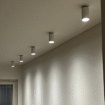 Valaisimien asennusprojekti kerrostalossa Turussa